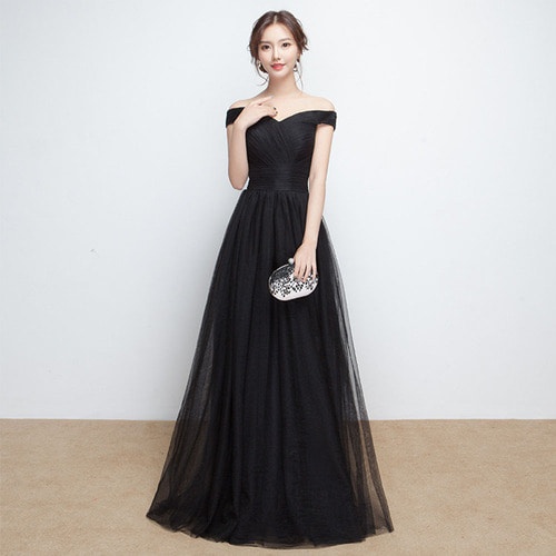 디뮤어 오프숄더 블랙 웨딩드레스 대여, 제주스냅 졸업사진의 완벽한 선택