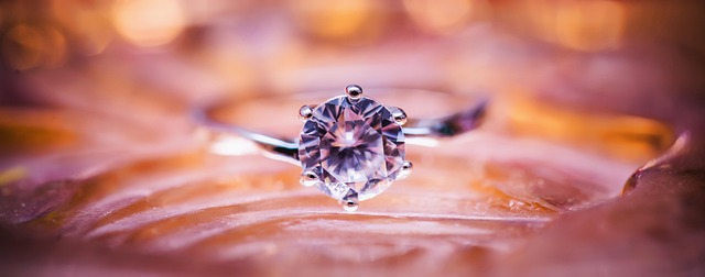 Jewelry display with a ring and a necklace in a showroom